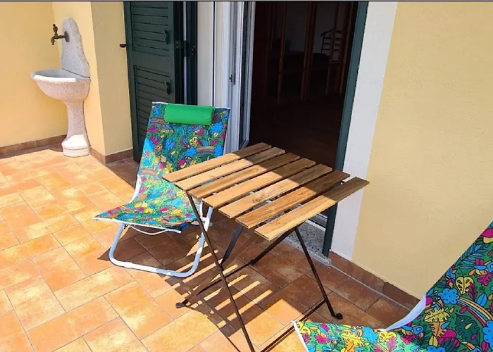 La Terrazza Sui Limoni - Degli Ospiti - Mare, Escursioni A Piedi O Bike, Falesie Per Arrampicate Cisano sul Neva