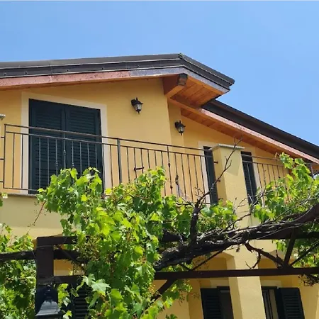 Casa de hóspedes La Terrazza Sui Limoni - Degli Ospiti - Mare, Escursioni A Piedi O Bike, Falesie Per Arrampicate